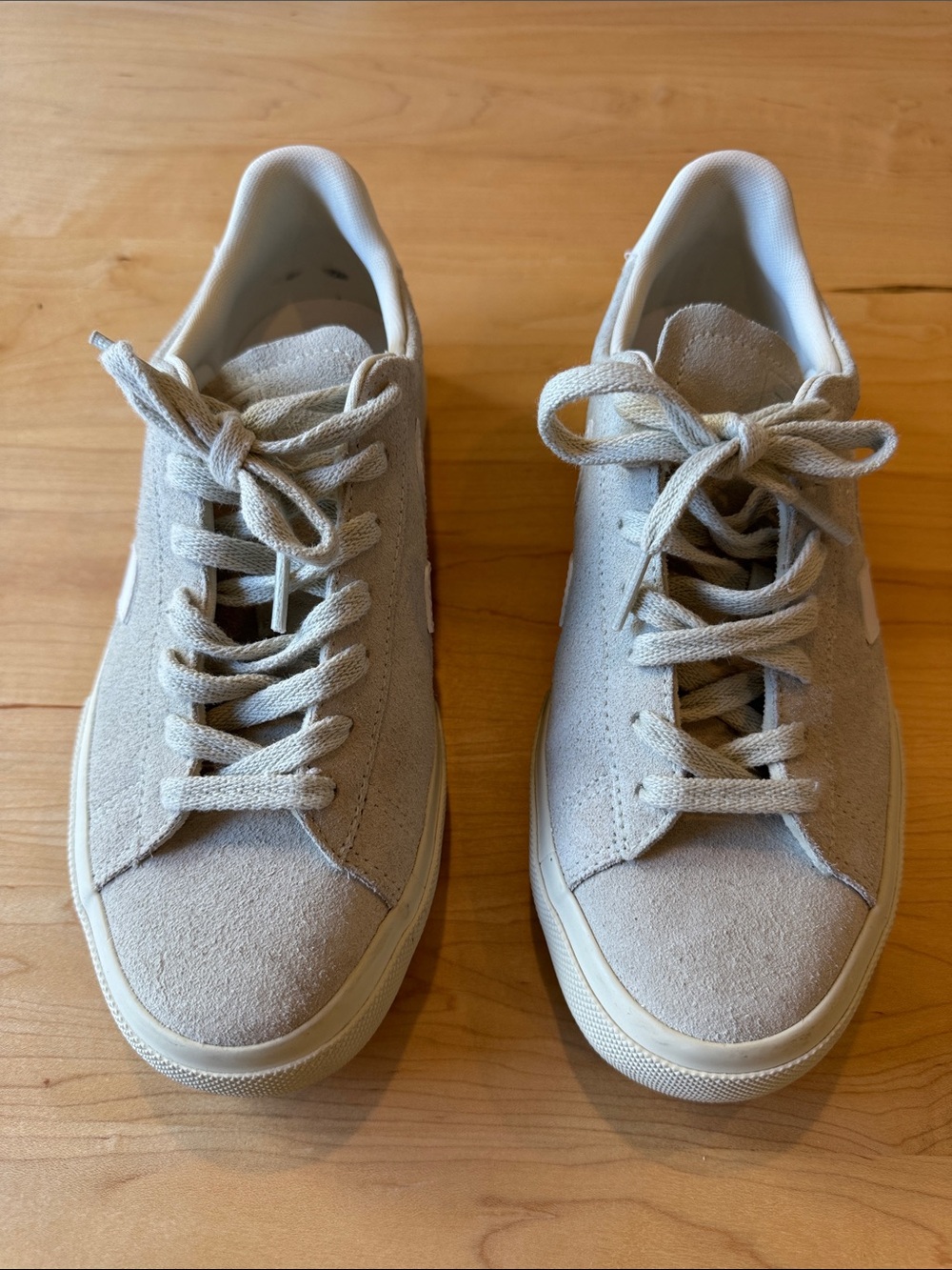 Veja Campo Sneaker in Natural White, Low-Top Suede Sneakers in Off-White size 8